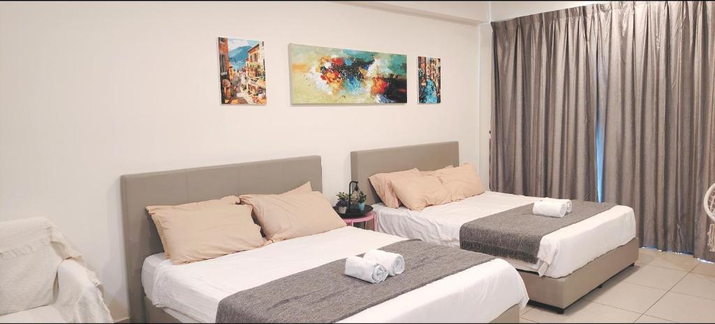 Postel nebo postele na pokoji v ubytování Midhills Mist & Bloom Y5tvbox AIRCOND Genting Highland