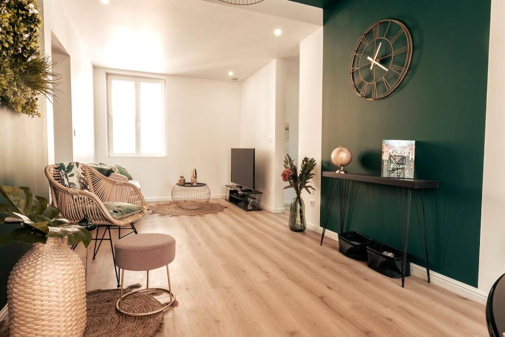 La SUITE'HOME Super Bright Modern Apartment – photo 18