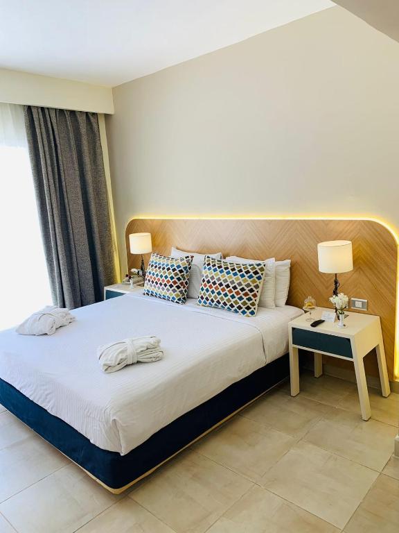 Sharm Club Beach Resort - 1