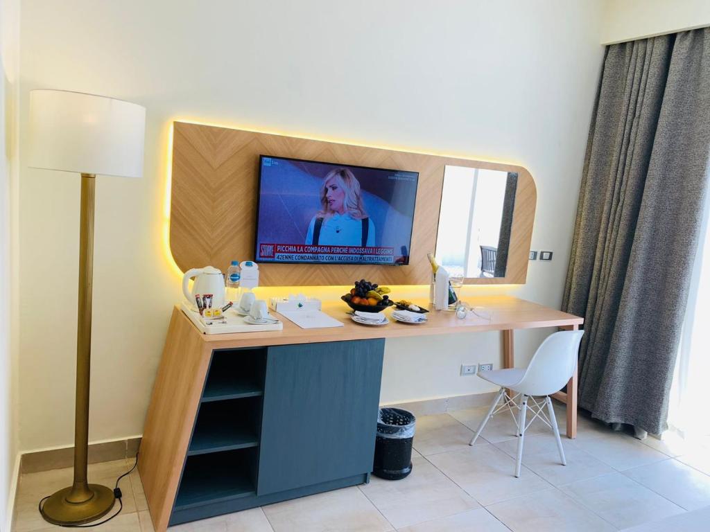 Sharm Club Beach Resort - 2