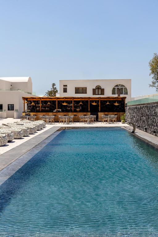 Bazén v ubytování Santo Mangata Boutique Hotel nebo v jeho okolí