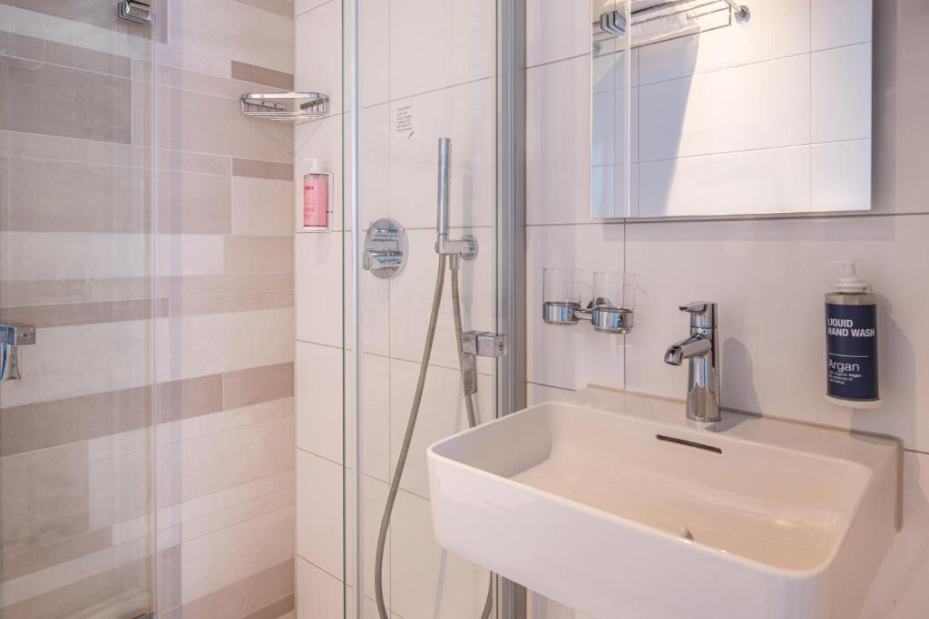 Thon Hotel Rotterdam City Centre - Resim 24