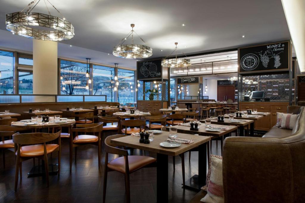 Millennium Court, Budapest - Marriott Executive Apartments - Resim 28