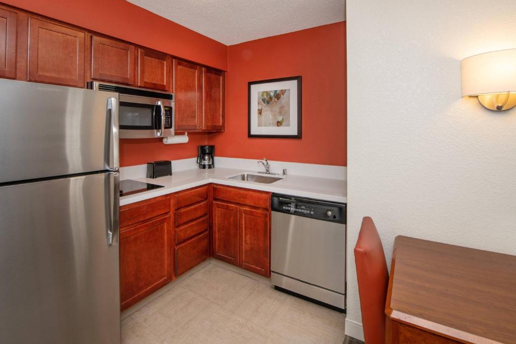 Residence Inn by Marriott Newark Silicon Valley photo