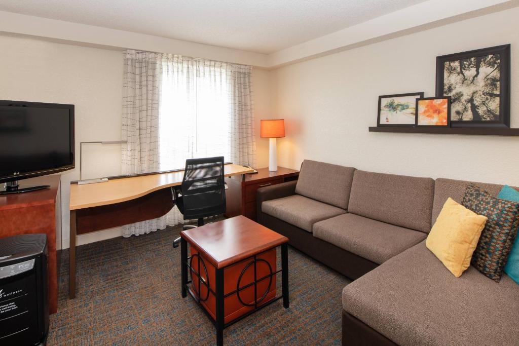 Residence Inn by Marriott Newark Silicon Valley photo