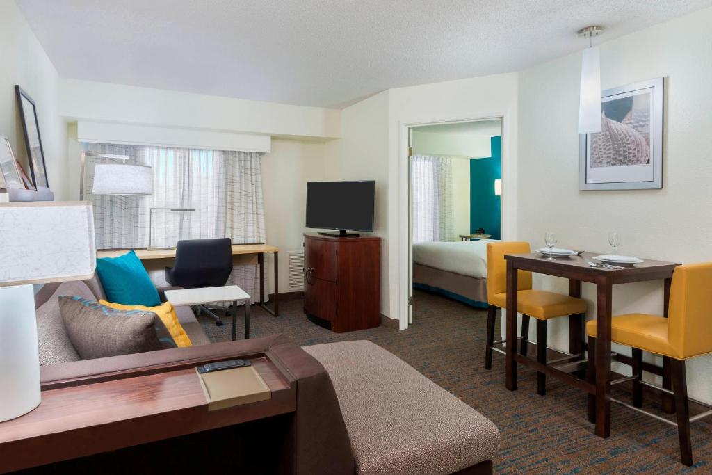Residence Inn Tallahassee North I-10 Capital Circle photo