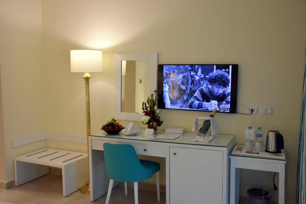 Sharm Club Beach Resort - 10