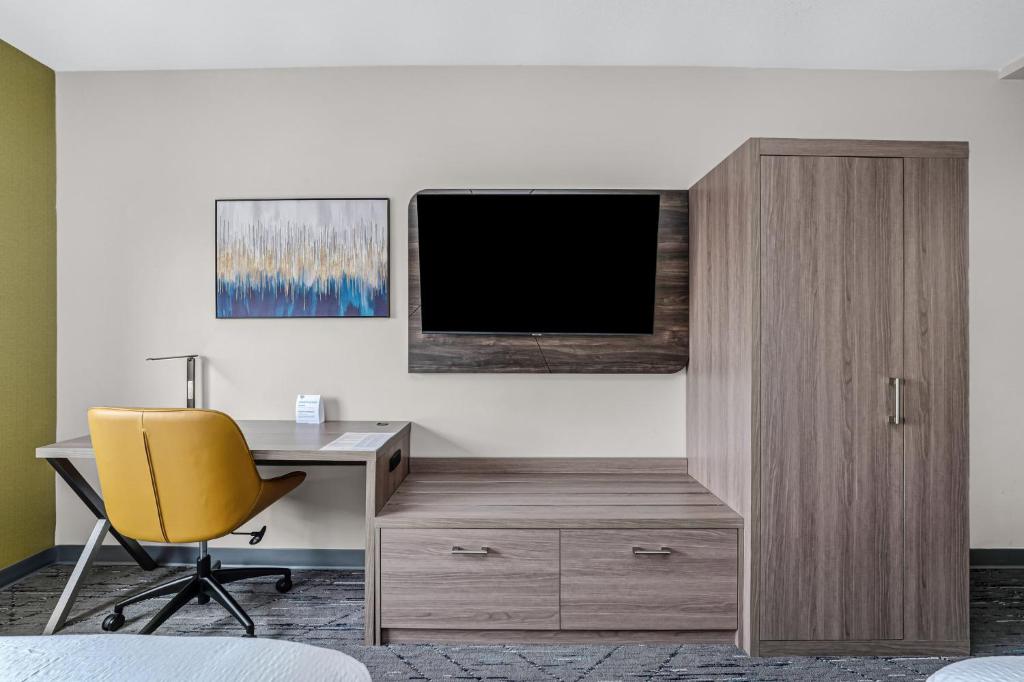 Holiday Inn Express Hotel & Suites-Edmonton South by IHG - Resim 45