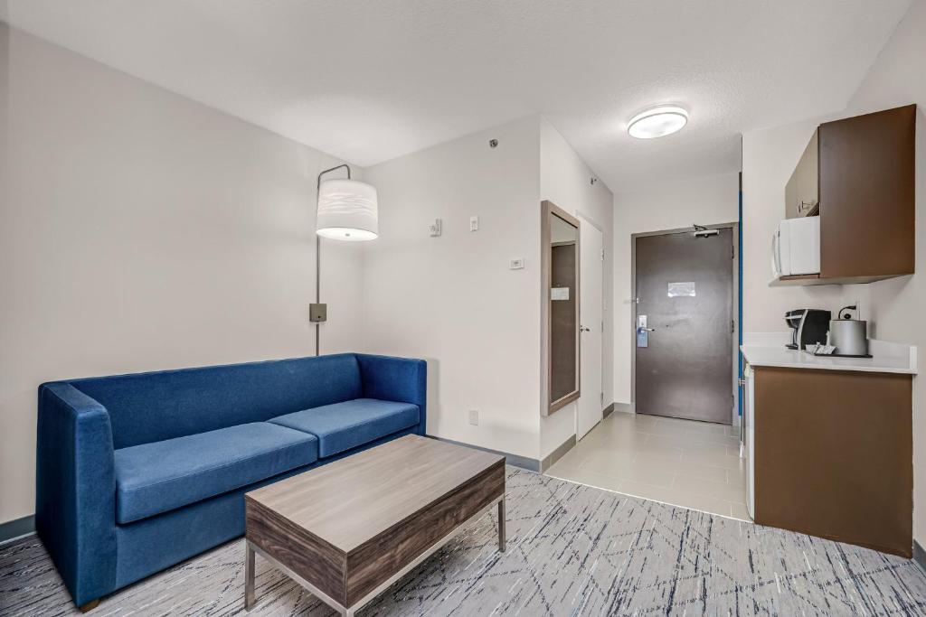 Holiday Inn Express Hotel & Suites-Edmonton South by IHG - Resim 44