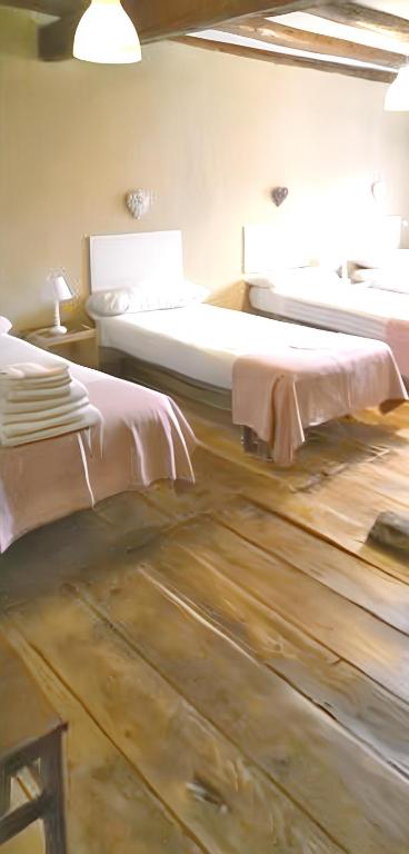 Posteľ alebo postele v izbe v ubytovaní Spacious villa with private pool - Campo de Cuéllar