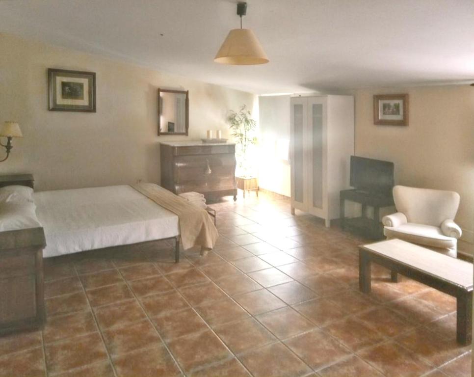Posteľ alebo postele v izbe v ubytovaní Spacious villa with private pool - Campo de Cuéllar