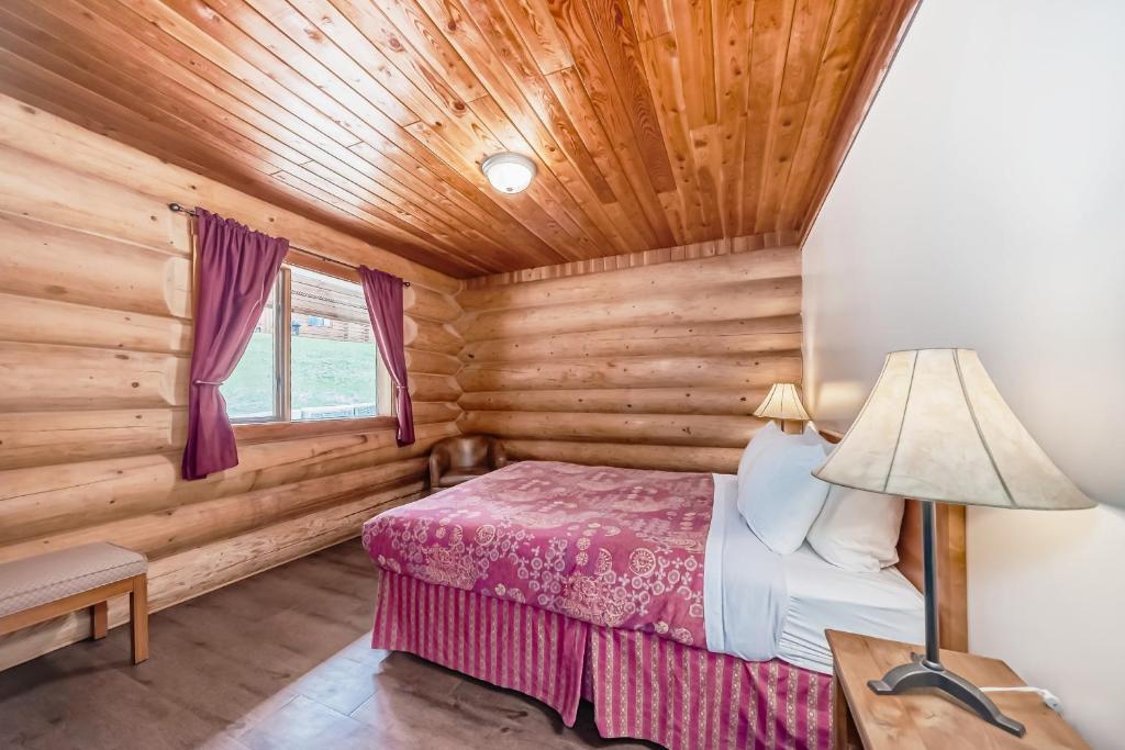 Postel nebo postele na pokoji v ubytování Terracana Ranch Resort