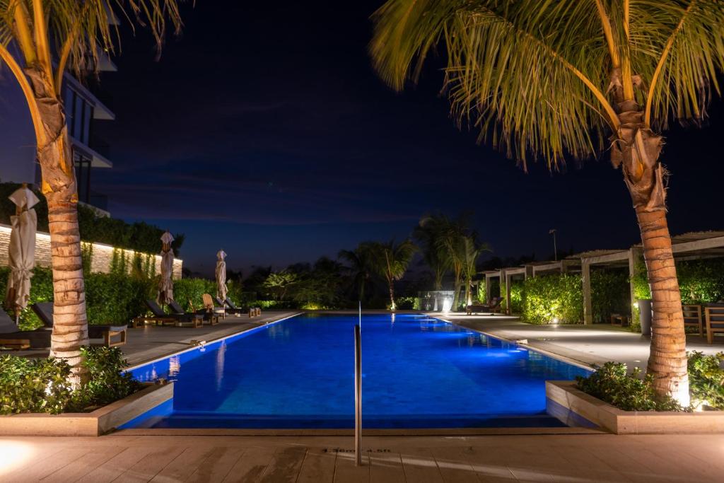 Bazén v ubytování Loft con salida al mar en Cartagena nebo v jeho okolí