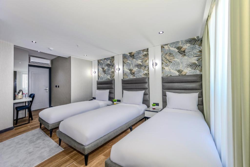 Dedem Hotel Premium - Çorlu - Deluxe Triple Room