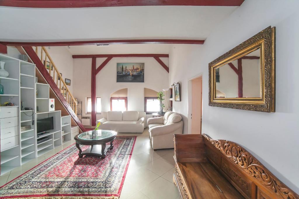 Residence B&B La Fontaine Aparthotel - Resim 37