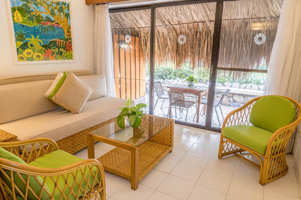 Posezení v ubytování Hotel Irotama Bungalows & Bohios