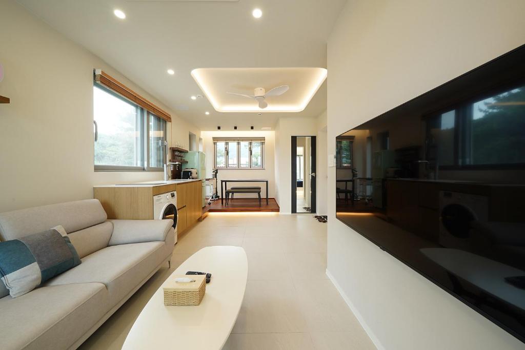 Posezení v ubytování Gyeongju Poolvilla Runtoyou