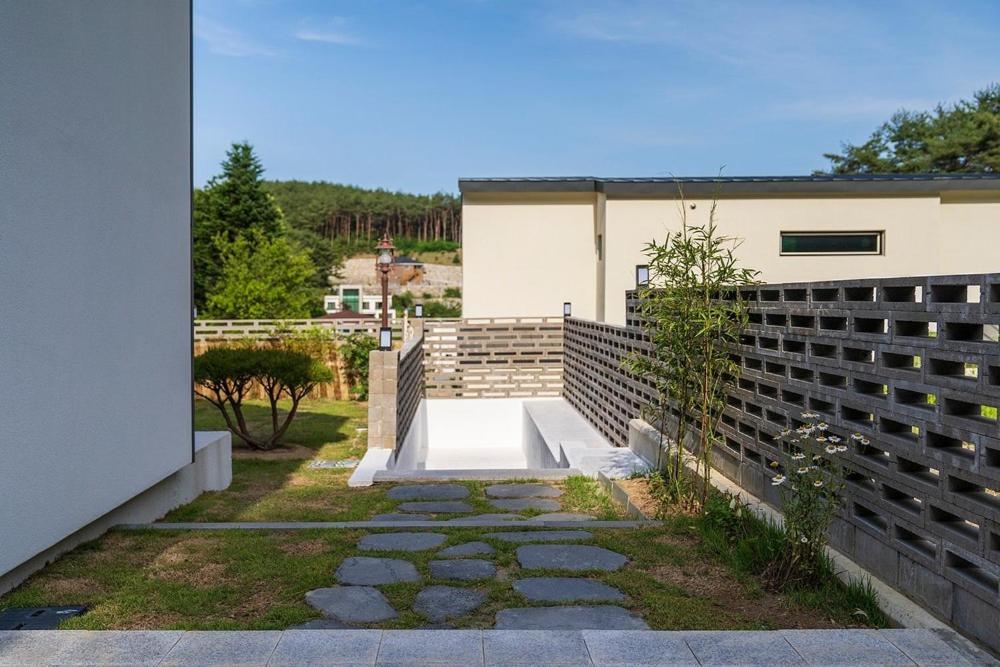 Budova, kde se penzion nachází