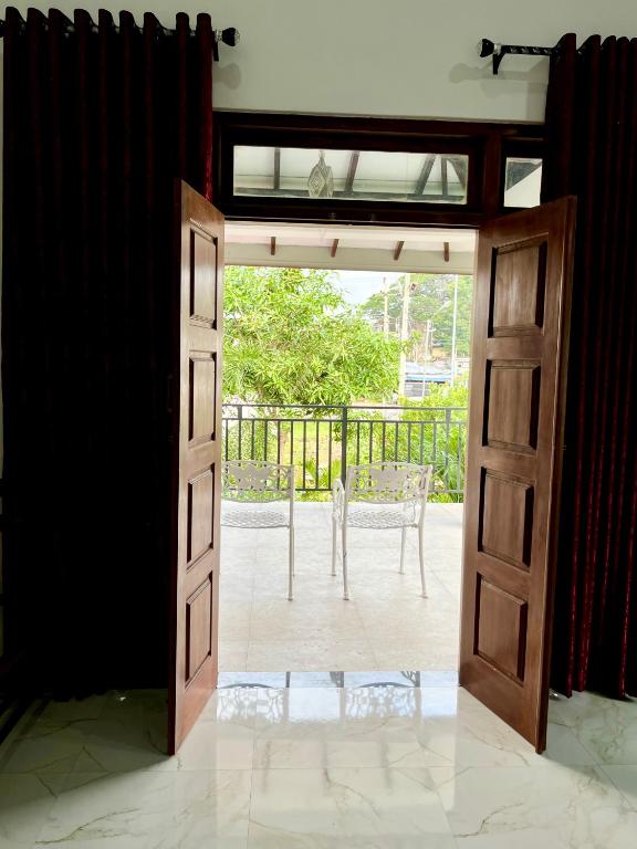 Sahan Tourist House - 13