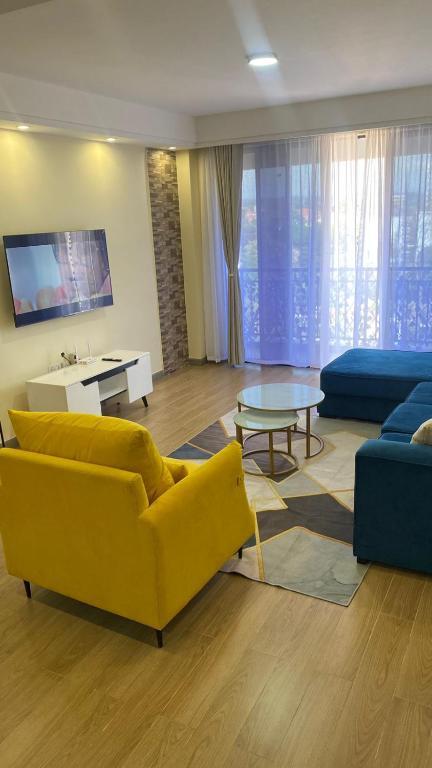urban modern apartments with heated swimming pool mordern equipped gym ... - Urban Loft Living With Pool And Gym Access