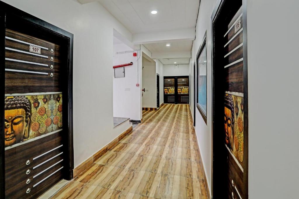 Fotografie z fotogalerie ubytování Super Collection O Sector 55 Noida Near Noida Stadium v destinaci Noida
