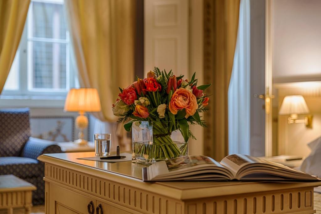 Palazzo Guicciardini - Resim 17