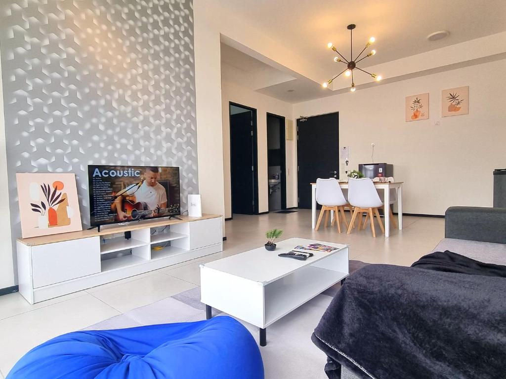 Posezení v ubytování Cozy Minimalist Suite at Urban Suites Georgetown by SuperStay