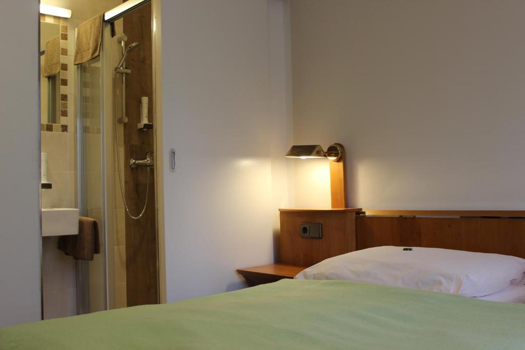 Hotel Restaurant Schweizerhaus - Resim 20