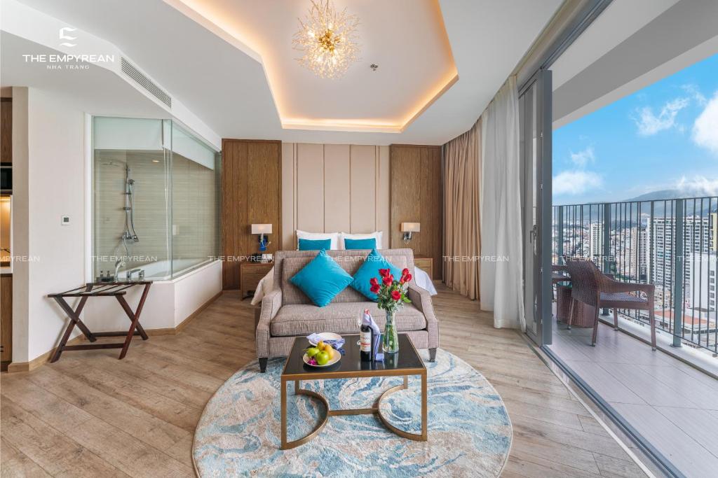 Executive Particial Ocean View Room