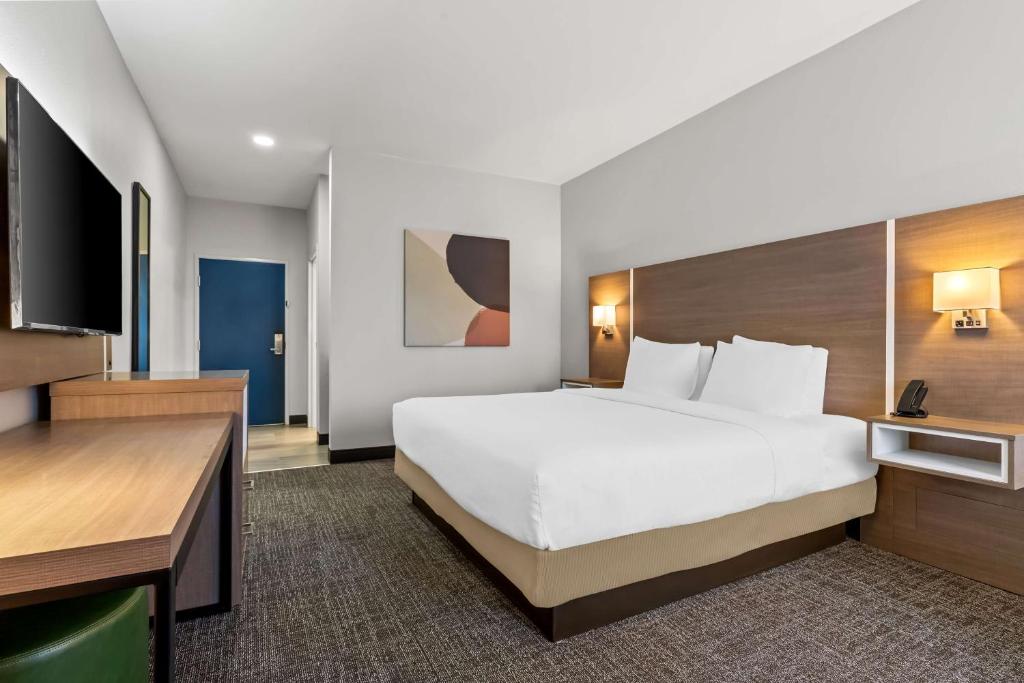 Spark by Hilton Catoosa Tulsa photo