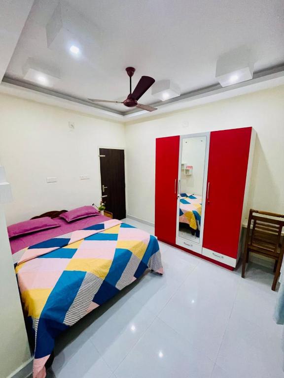 Castle villa - Small Double Room