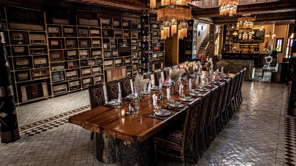 Salon ou bar de l'établissement Hotel Riad Xaluca