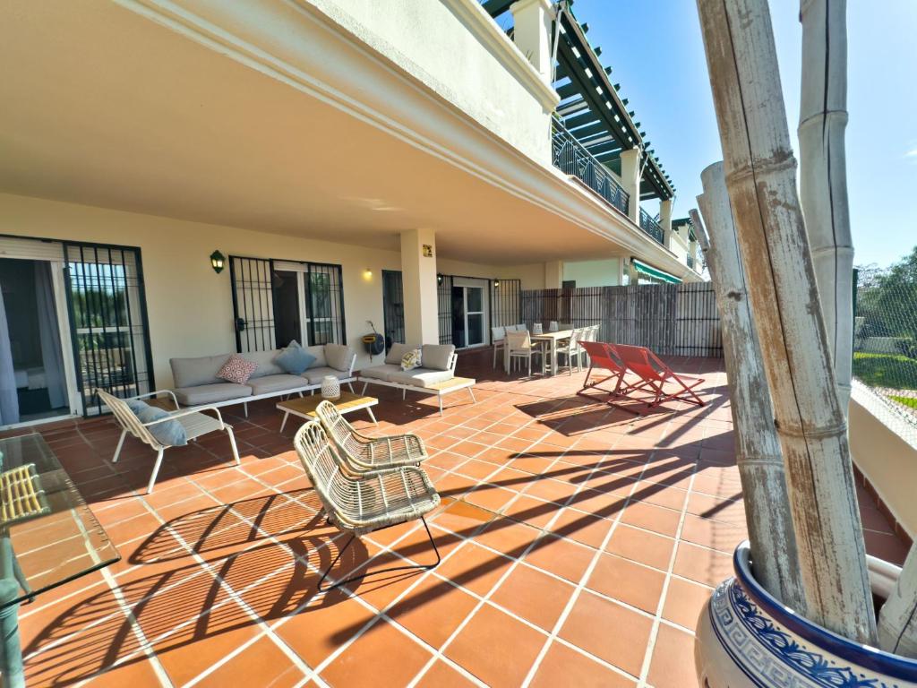 Balkón alebo terasa v ubytovaní Apartamento Bajo con terraza en Lorcrimar V