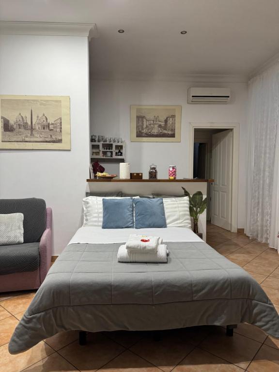 A seating area at All Suite Colosseo