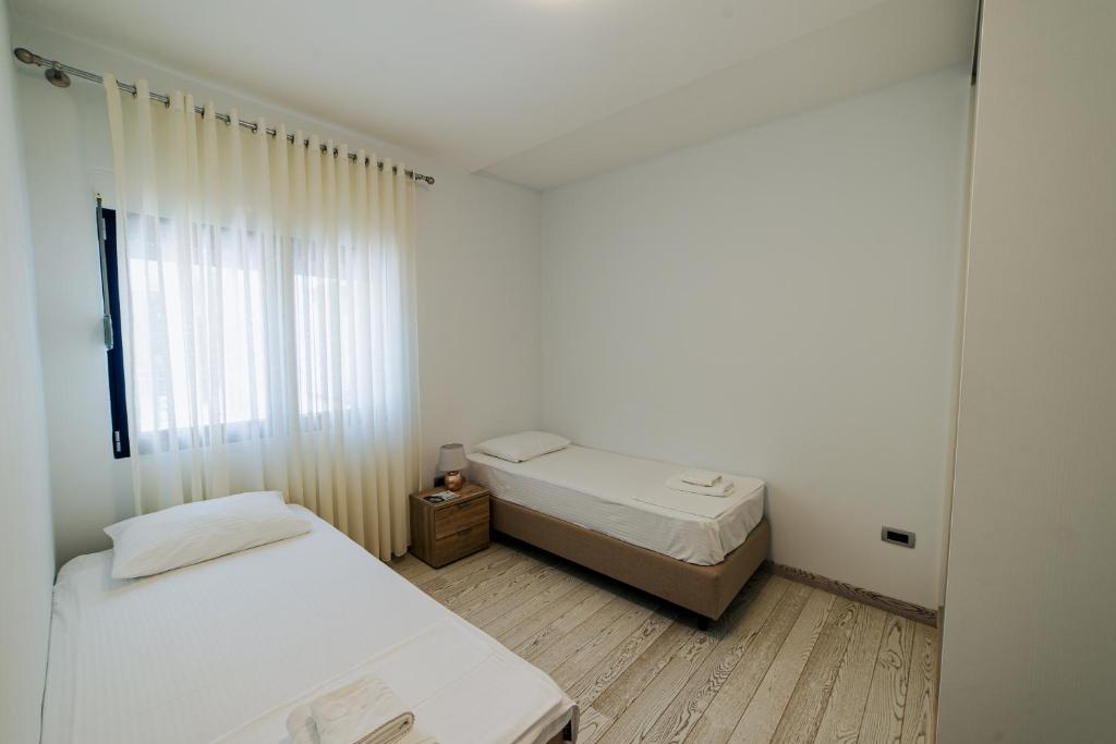 Green Bay Apartments Morinj - 10