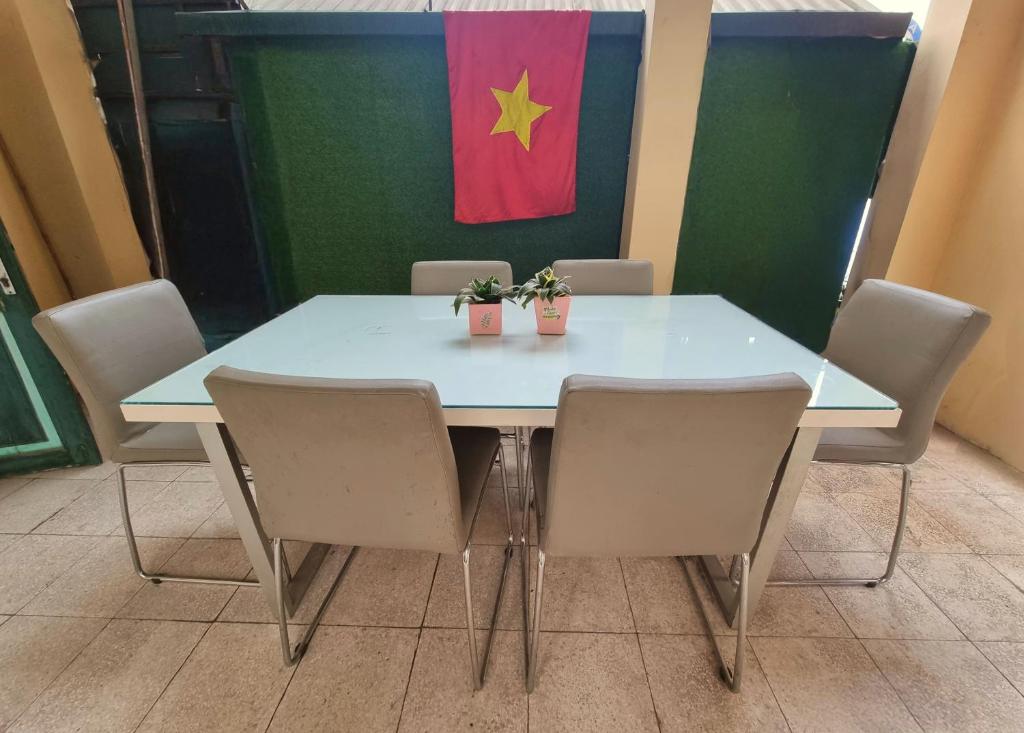 Fotografie z fotogalerie ubytování LushStay Hostel - Hanoi Train Street v Hanoji