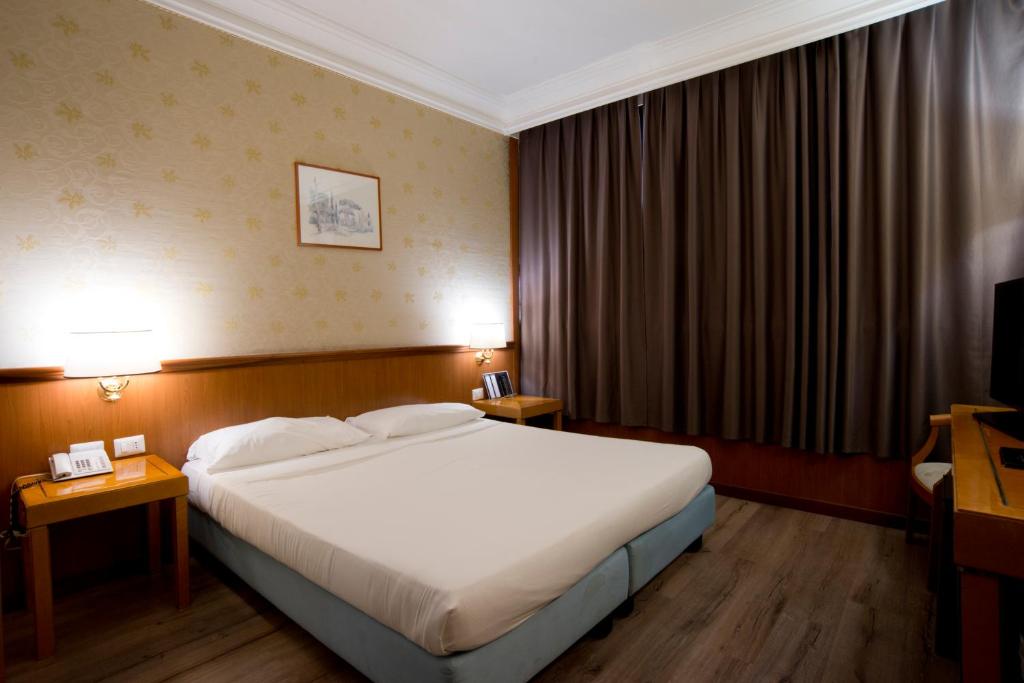 
Standard Double or Twin Room
