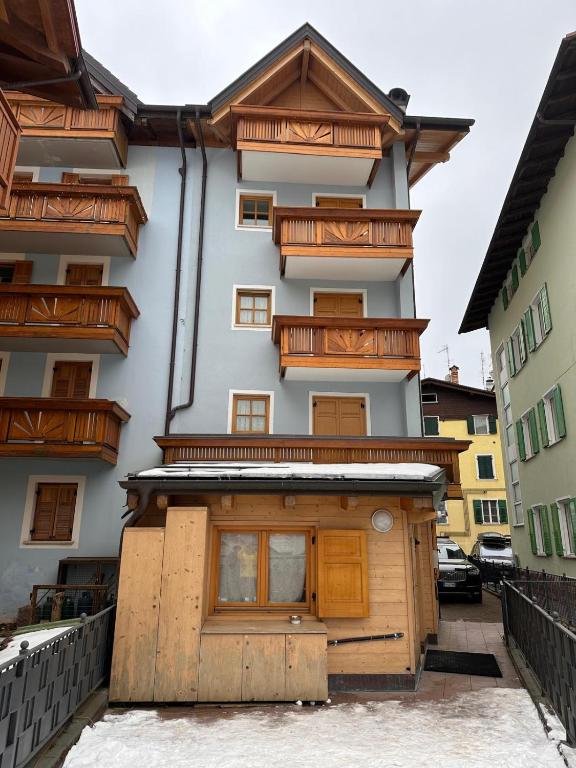 Budova, v ktorej sa apartmán nachádza