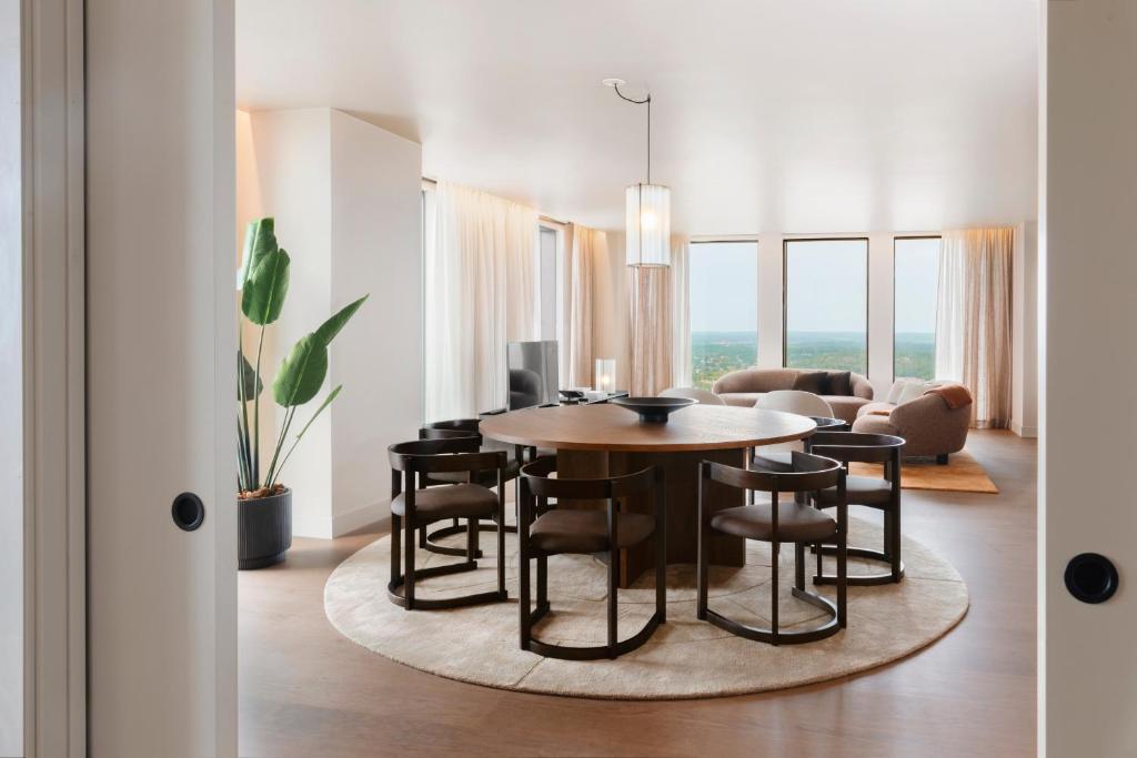 Clarion Hotel Karlatornet - Resim 25