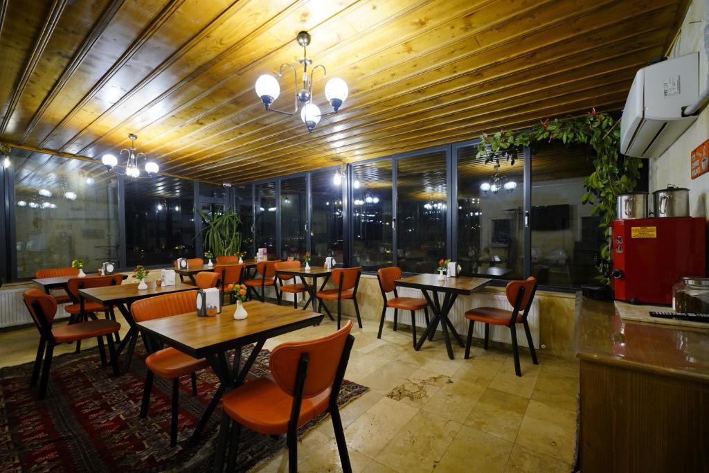 Restaurace v ubytování Balloon Cave Hotel