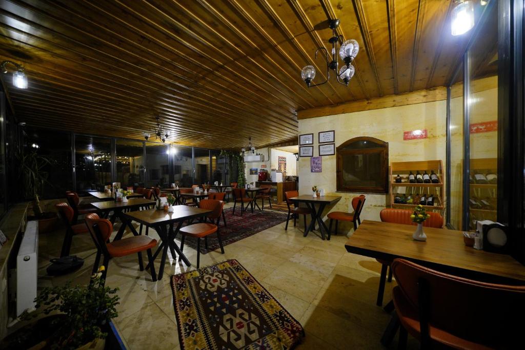 Restaurace v ubytování Balloon Cave Hotel
