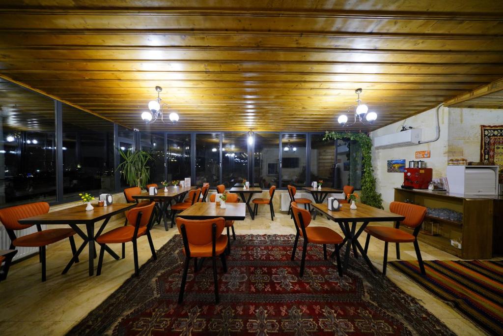 Restaurace v ubytování Balloon Cave Hotel