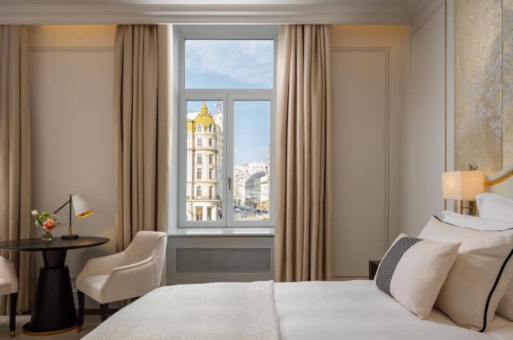 Corinthia Grand Hotel du Boulevard Bucharest - Resim 2