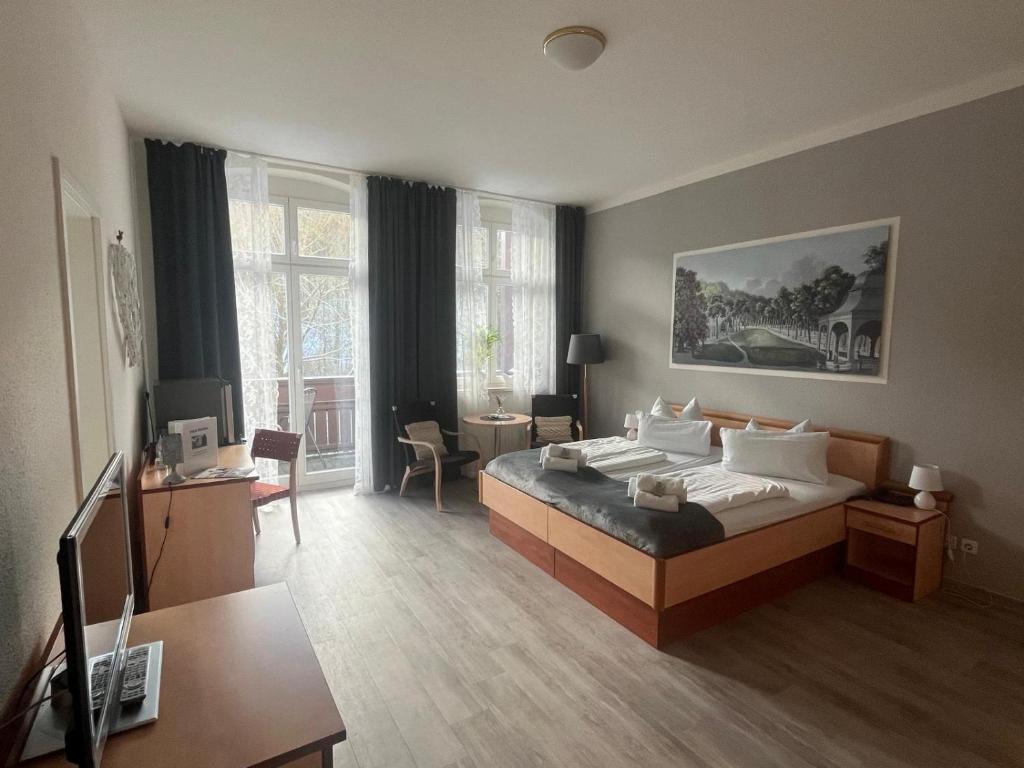 Villa Regina Bad Freienwalde - Habitación Doble Con Balcón