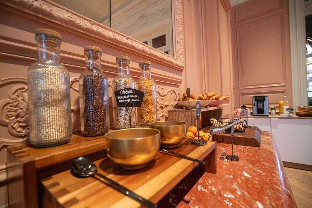 CENTRAL Hôtel Lille Centre - Resim 12