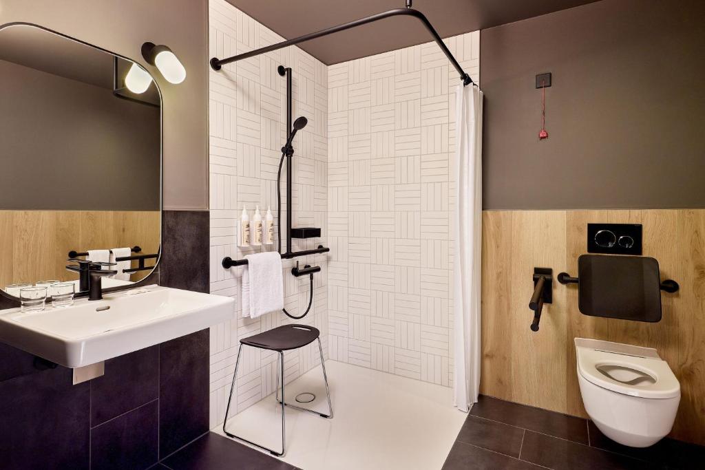 Moxy Luxembourg Airport - Resim 37