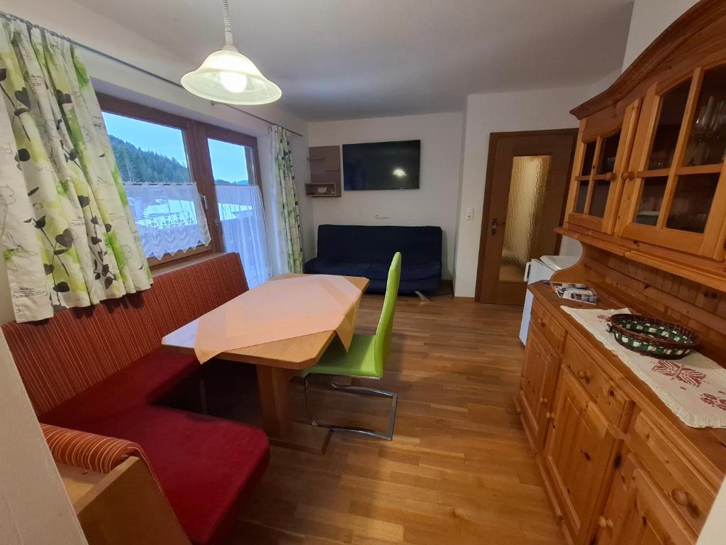 Kuchyň nebo kuchyňský kout v ubytování Haus Fichtenblick