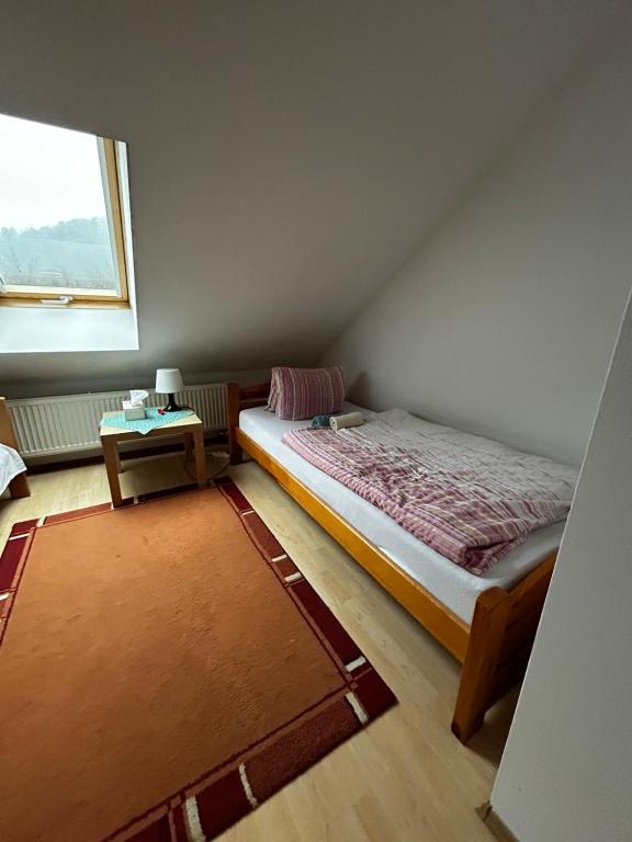 Hostinec vo Višňovom客房内的一张或多张床位