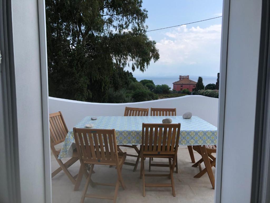 Balkón nebo terasa v ubytování Luxury& Charme vista mare Sardinia House