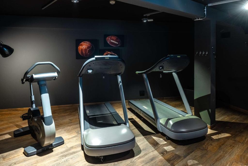 Fitness centrum a/nebo fitness zařízení v ubytování pentahotel Liège
